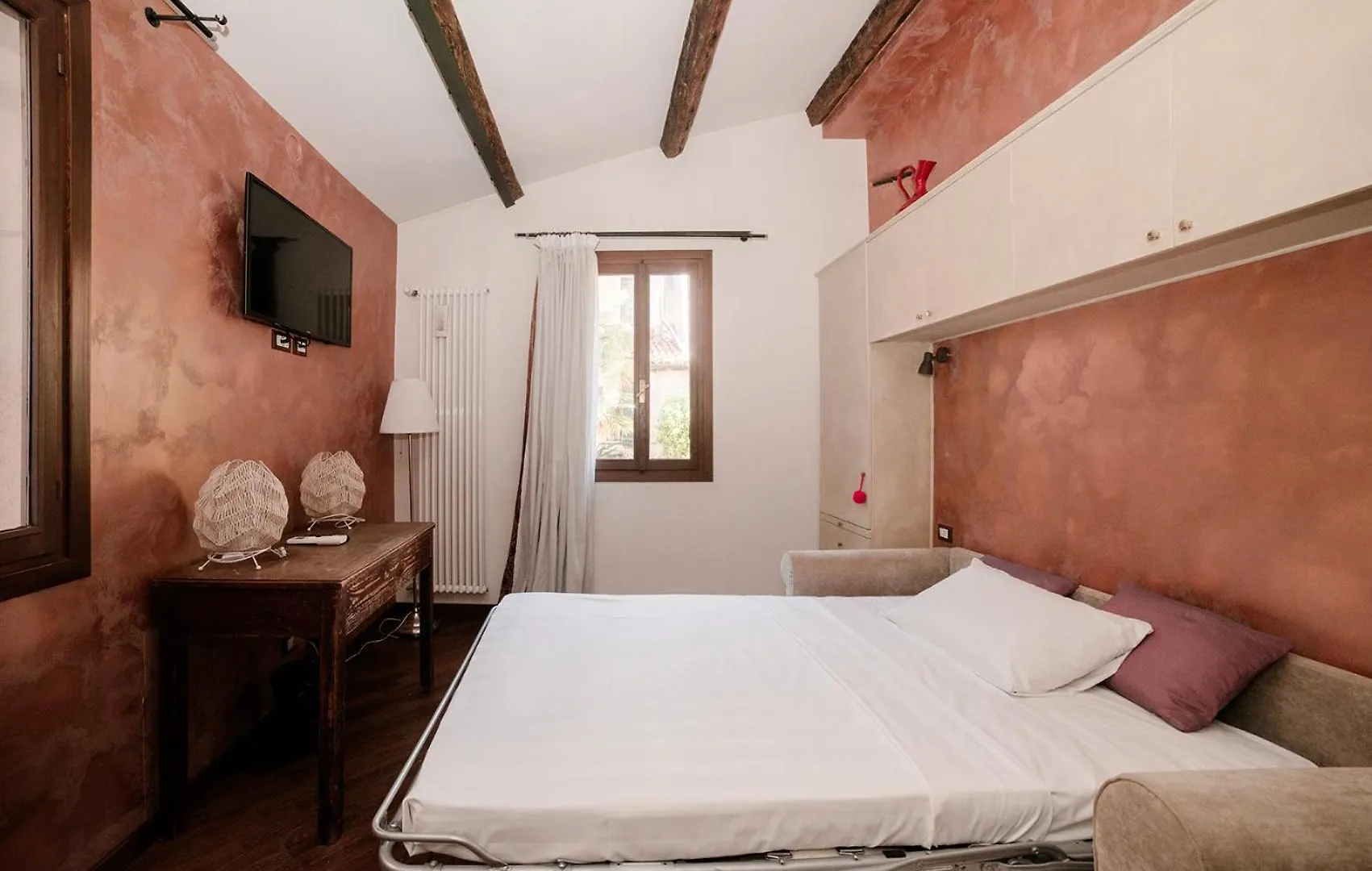 Apartament Rosso Veneziano